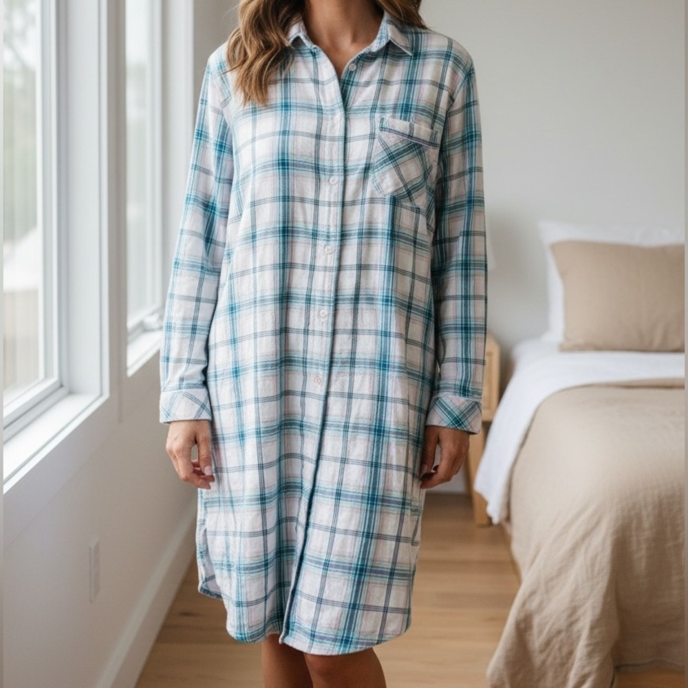 Victoria’s Secret Multicolor Lightweight Plaid Flannel Boyfriend Night Shirt